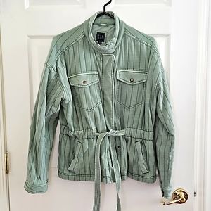 Gap Jacket Never Worn. In New Condition. Has zipper and snaps to close.